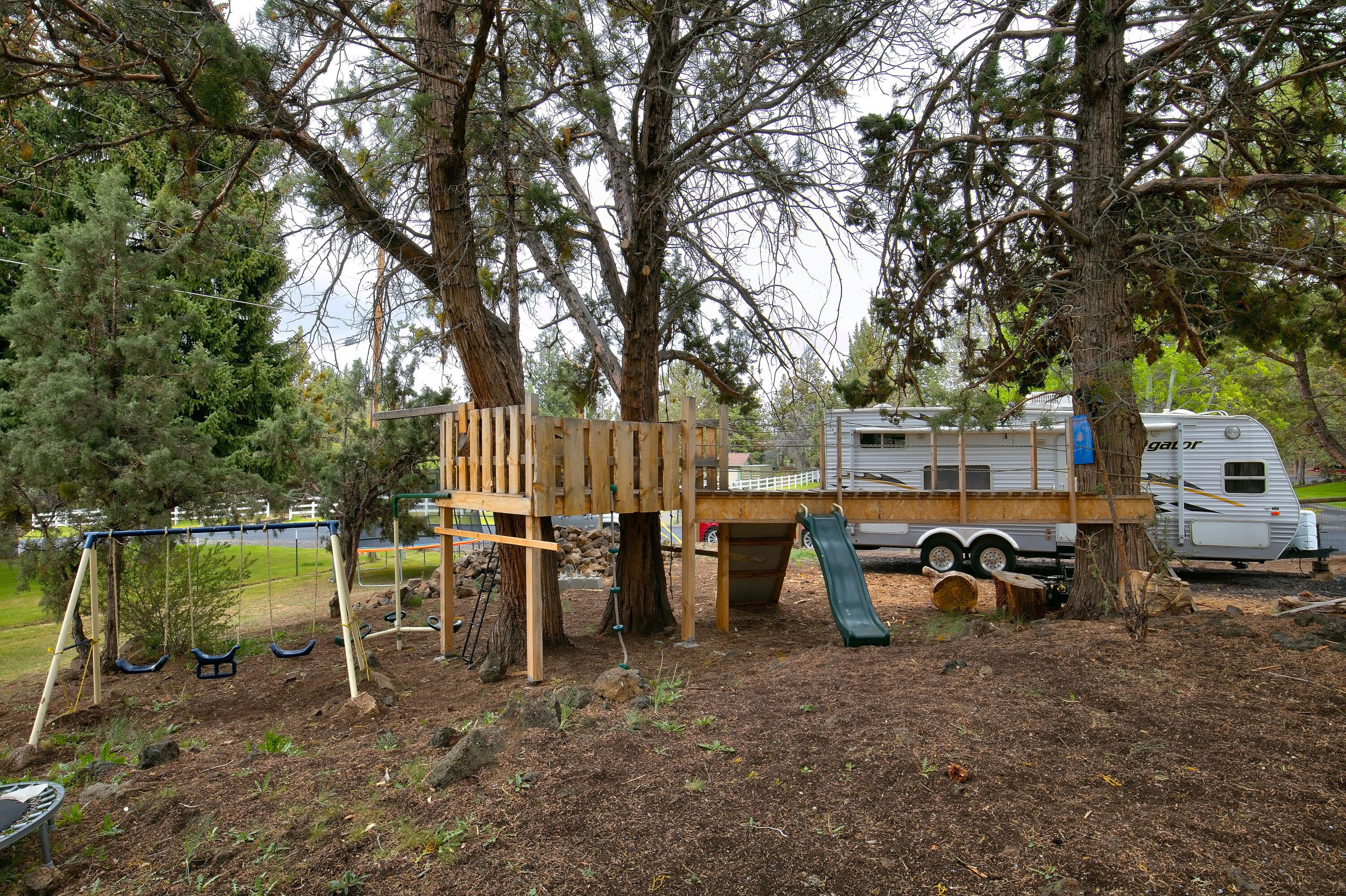 Scenic Country Est - Residential