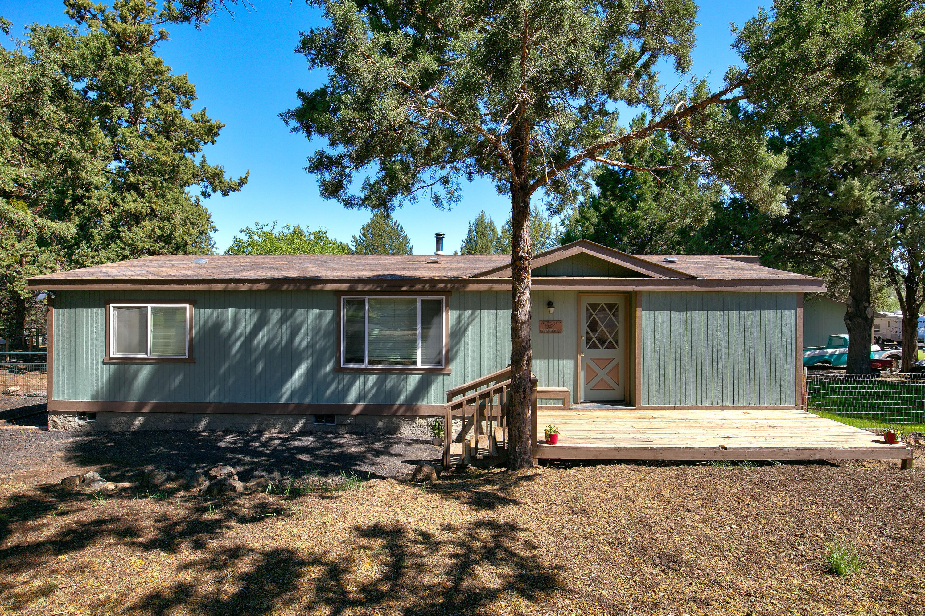 Scenic Country Est - Residential