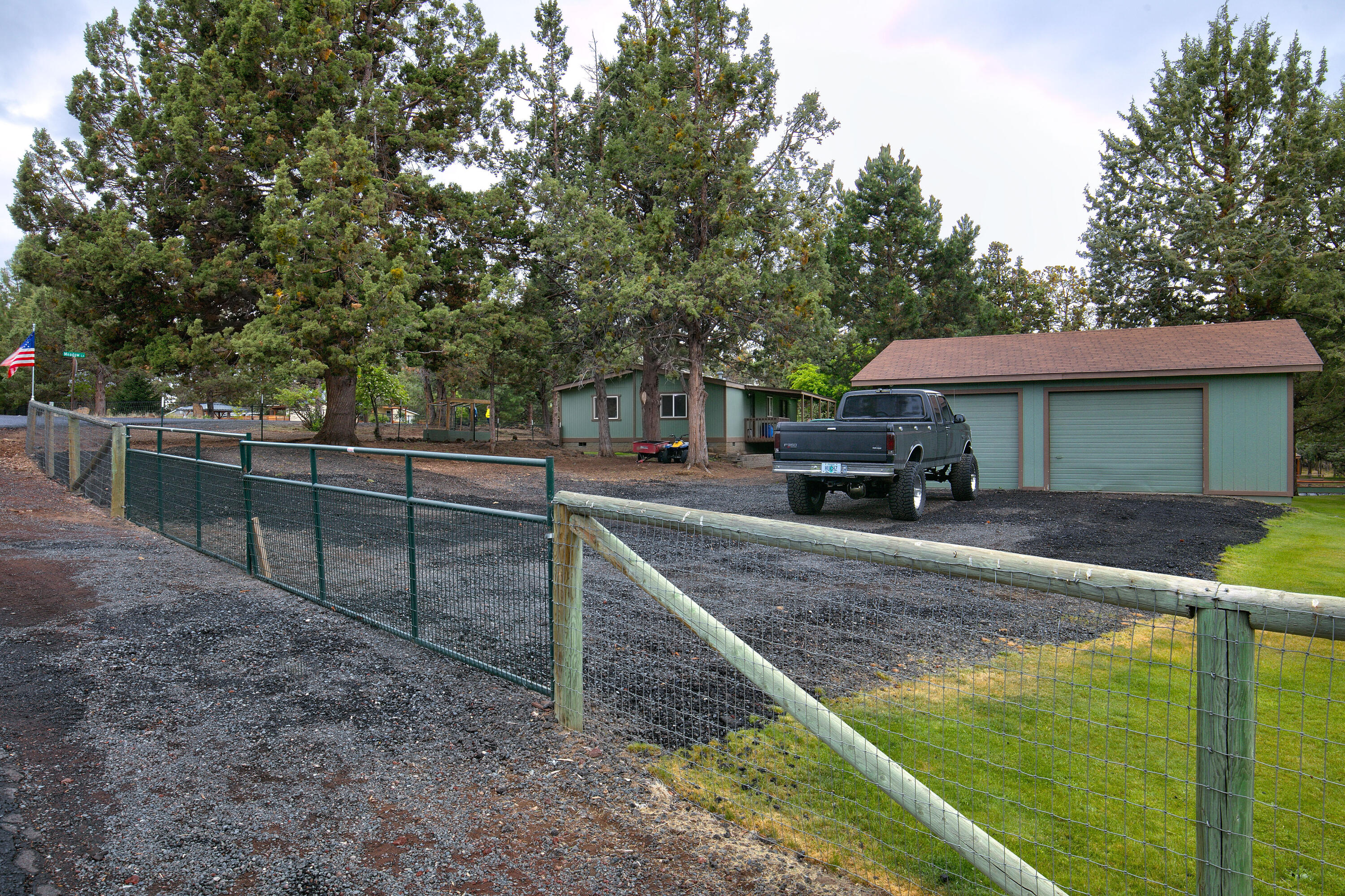 Scenic Country Est - Residential