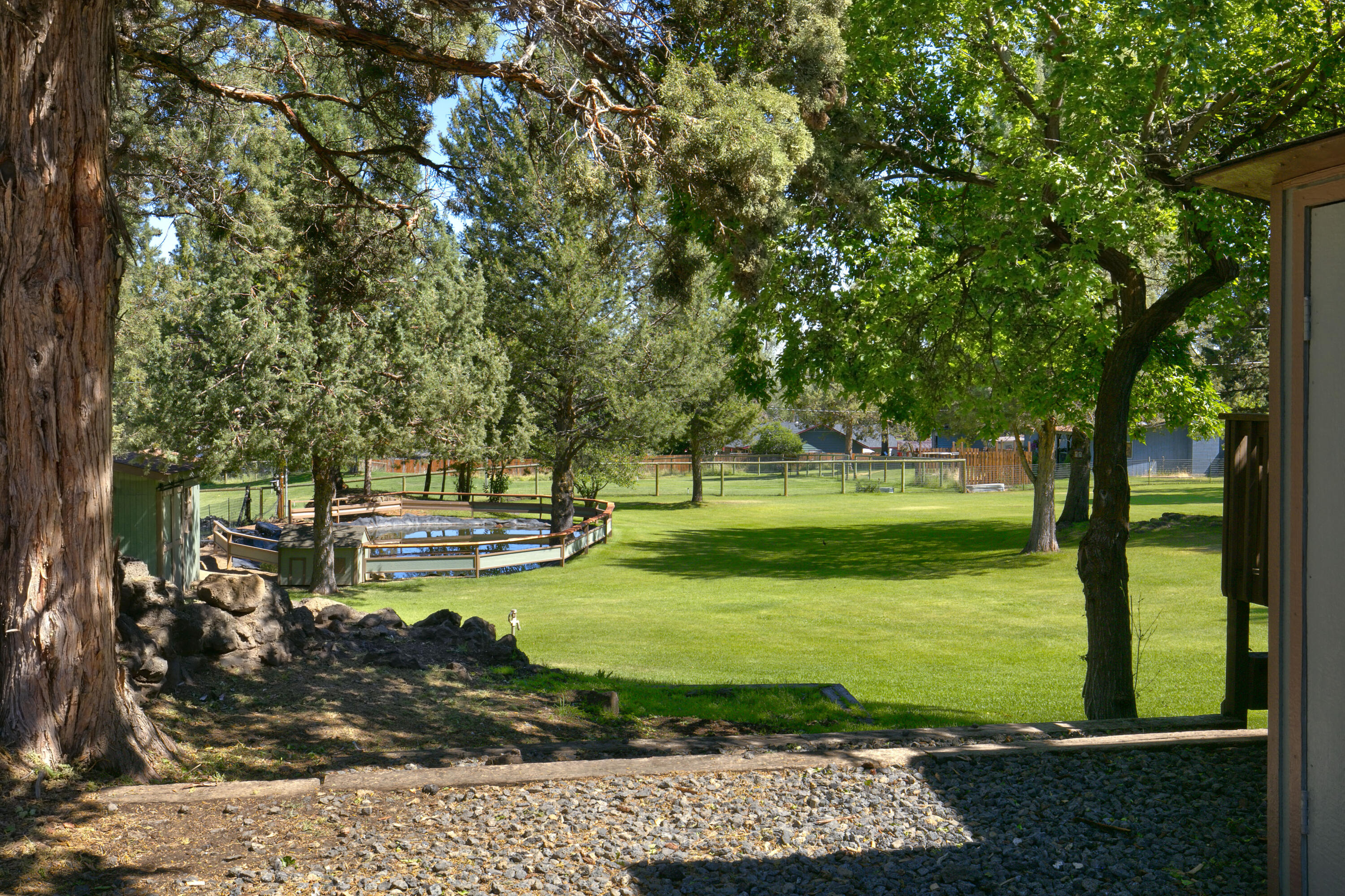 Scenic Country Est - Residential