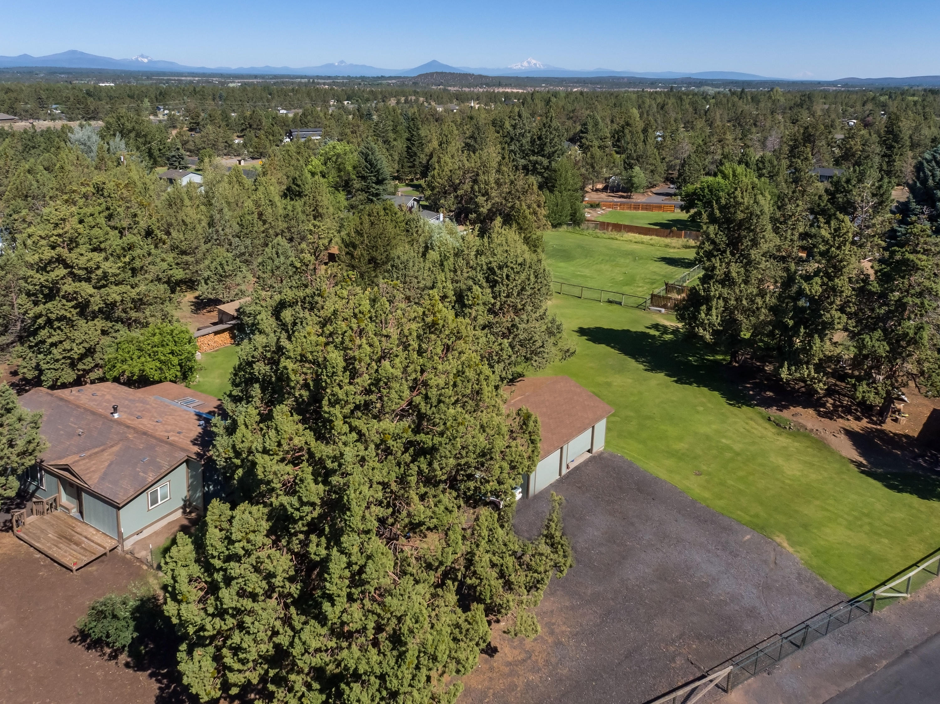 Scenic Country Est - Residential