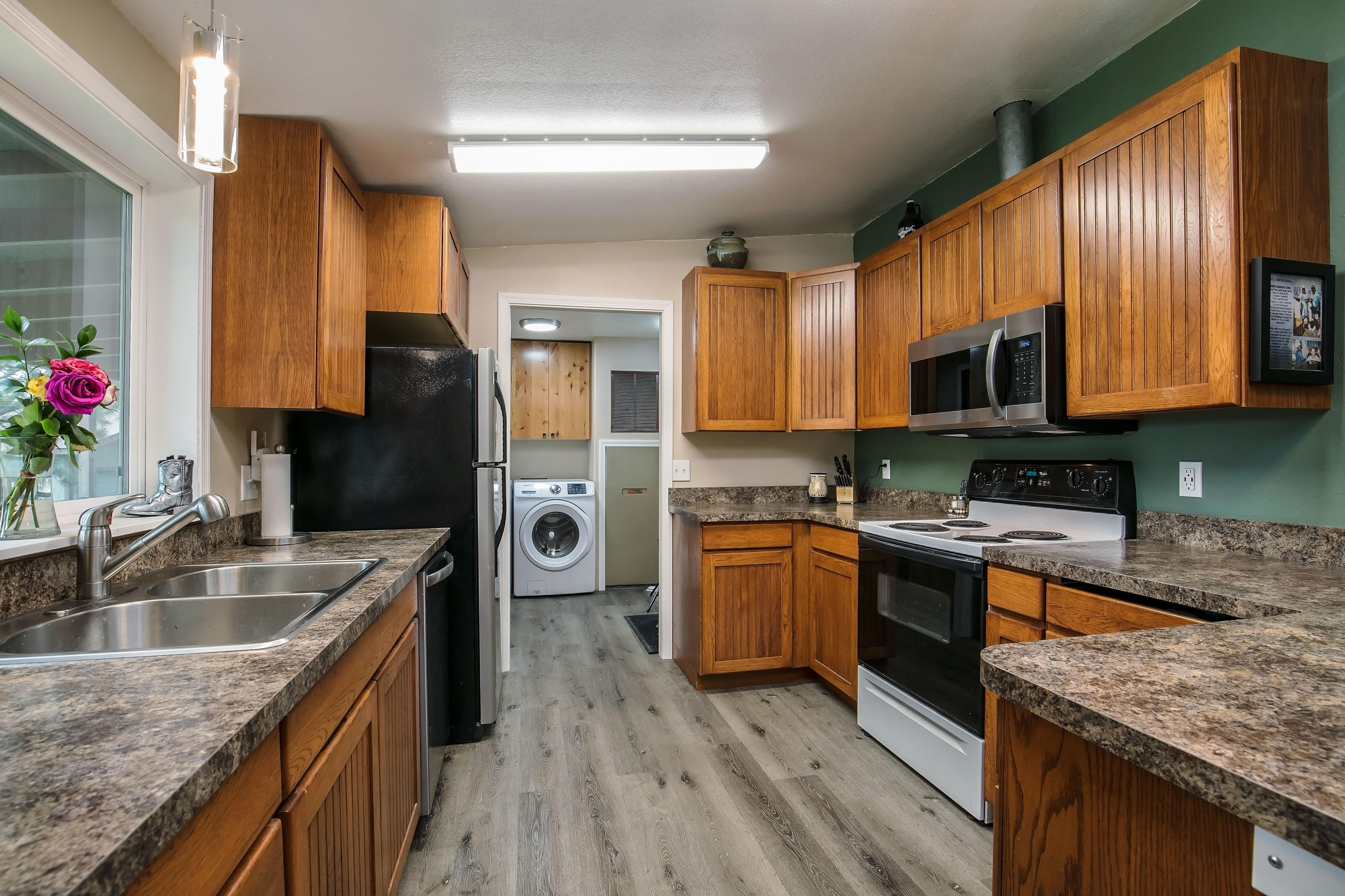 Scenic Country Est - Residential