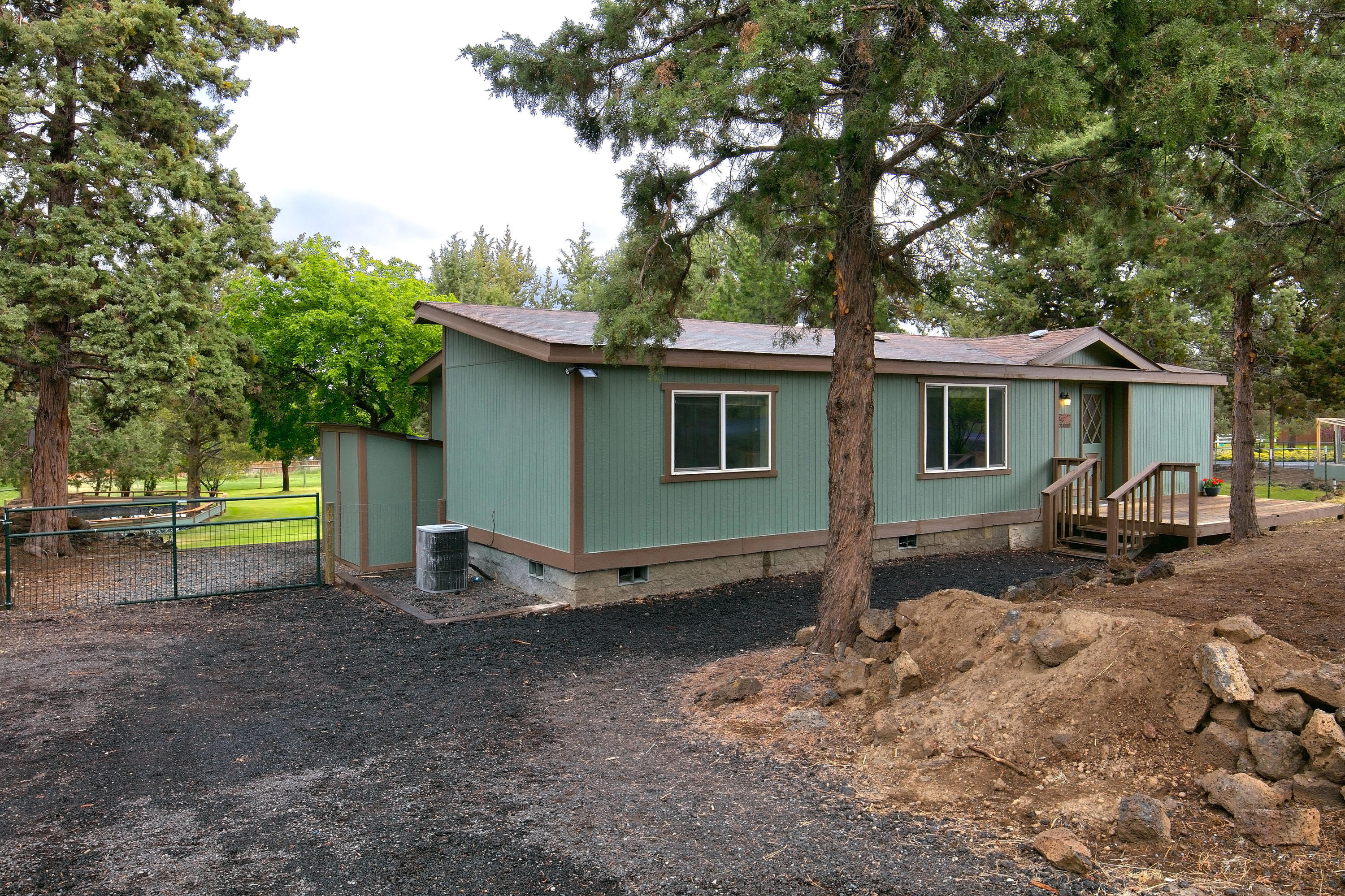 Scenic Country Est - Residential