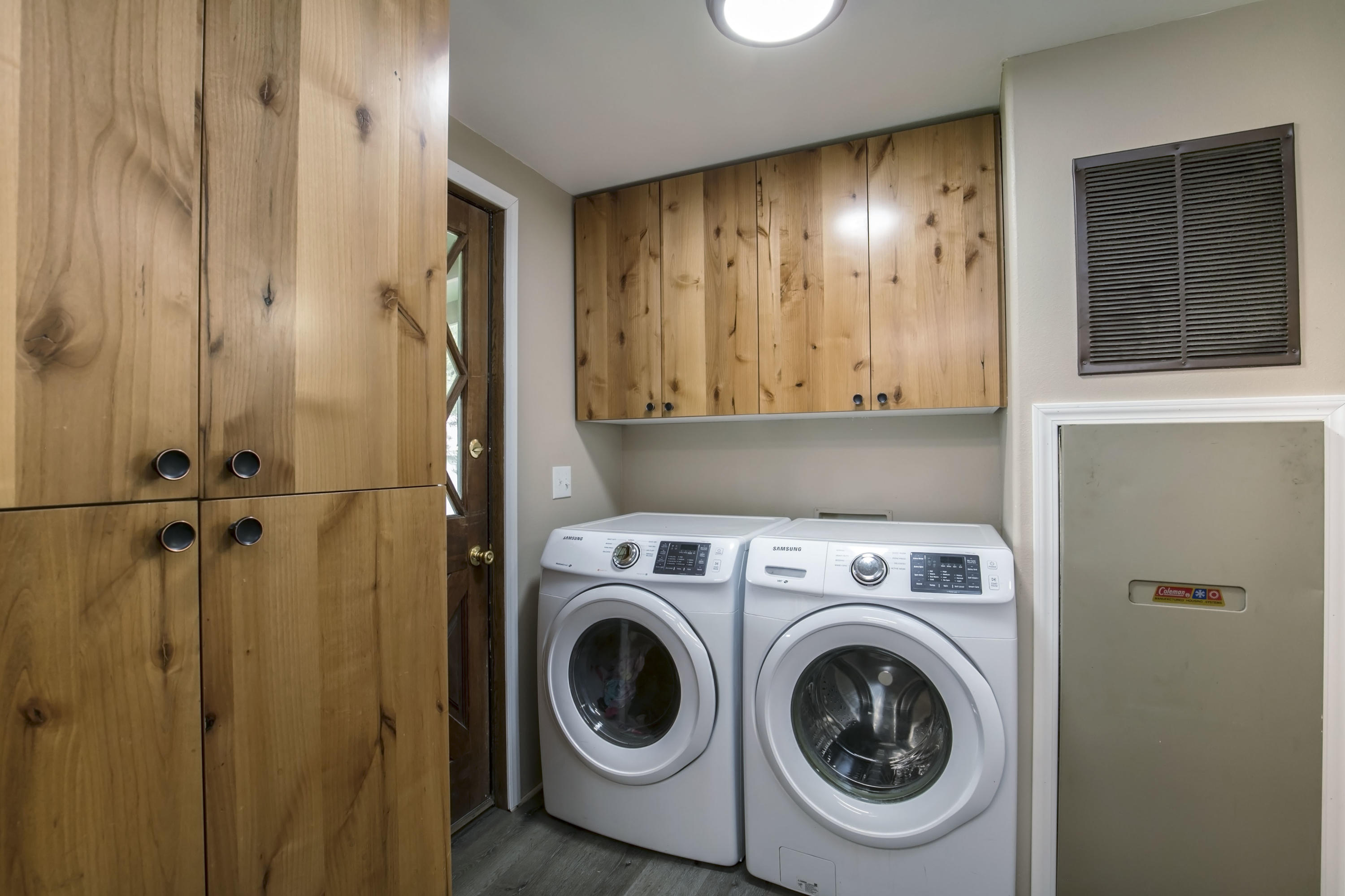 Scenic Country Est - Residential