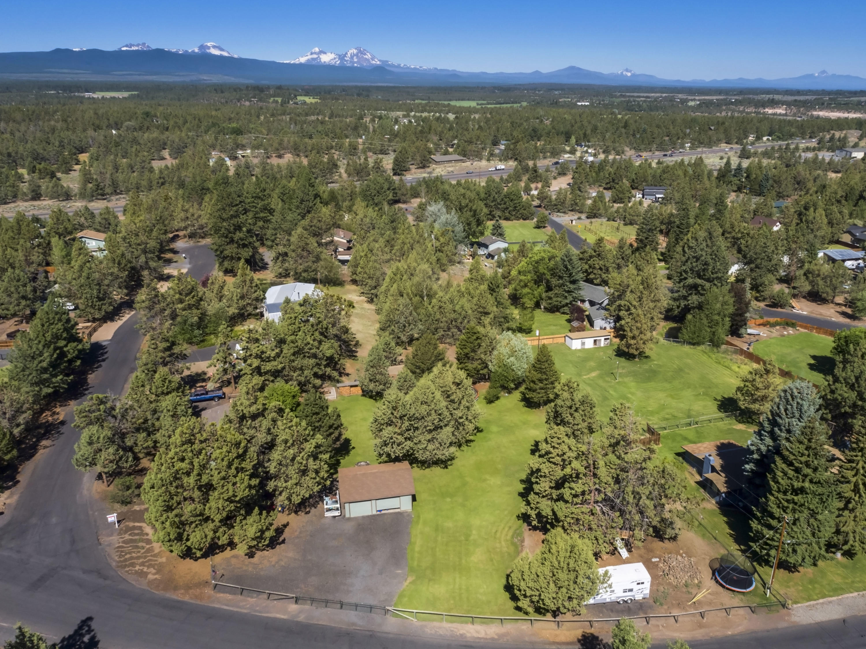 Scenic Country Est - Residential