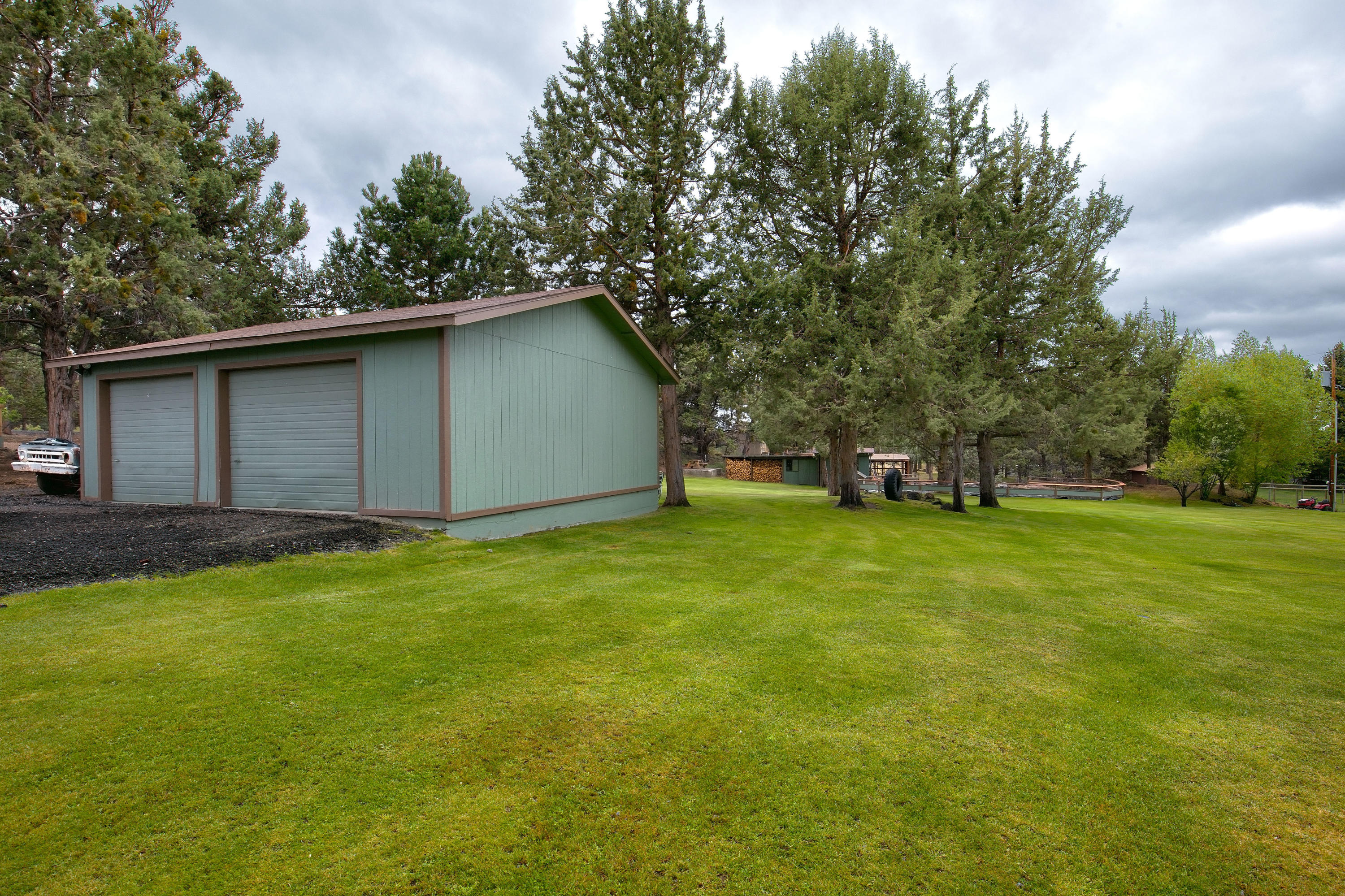 Scenic Country Est - Residential