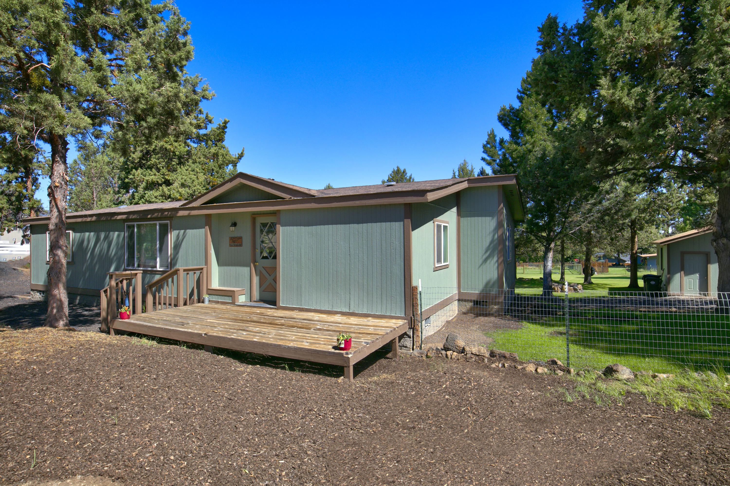 Scenic Country Est - Residential