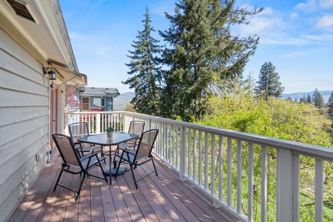 Tiny photo for 696 Liberty Street, Ashland, OR 97520 (MLS # 220219641)