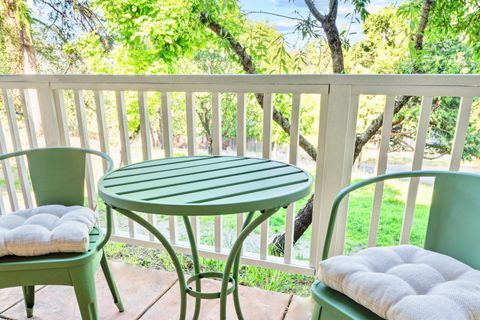 Tiny photo for 696 Liberty Street, Ashland, OR 97520 (MLS # 220219641)