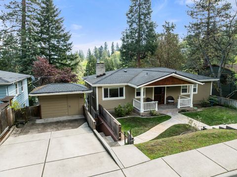 Tiny photo for 696 Liberty Street, Ashland, OR 97520 (MLS # 220219641)