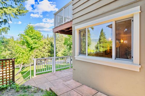 Tiny photo for 696 Liberty Street, Ashland, OR 97520 (MLS # 220219641)