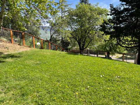 Tiny photo for 696 Liberty Street, Ashland, OR 97520 (MLS # 220219641)