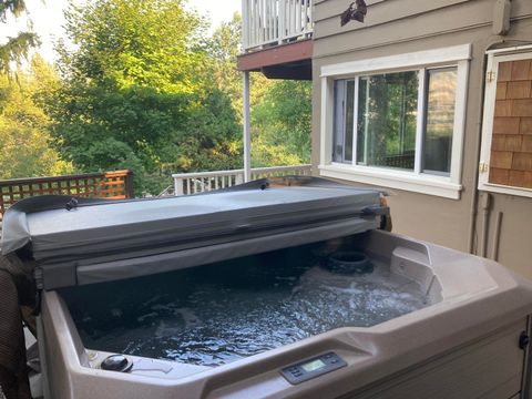 Tiny photo for 696 Liberty Street, Ashland, OR 97520 (MLS # 220219641)