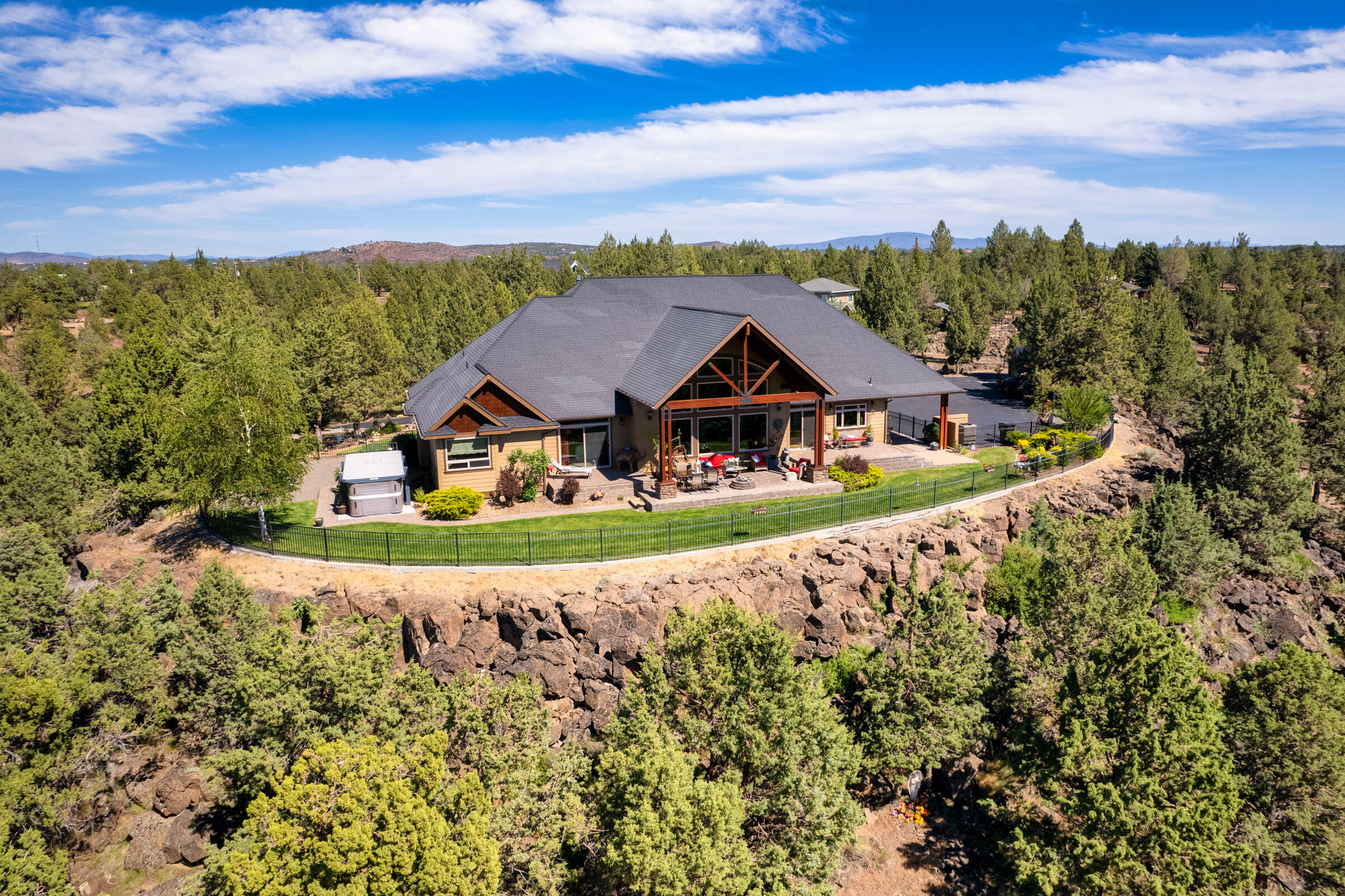 Tetherow Crossing - Residential