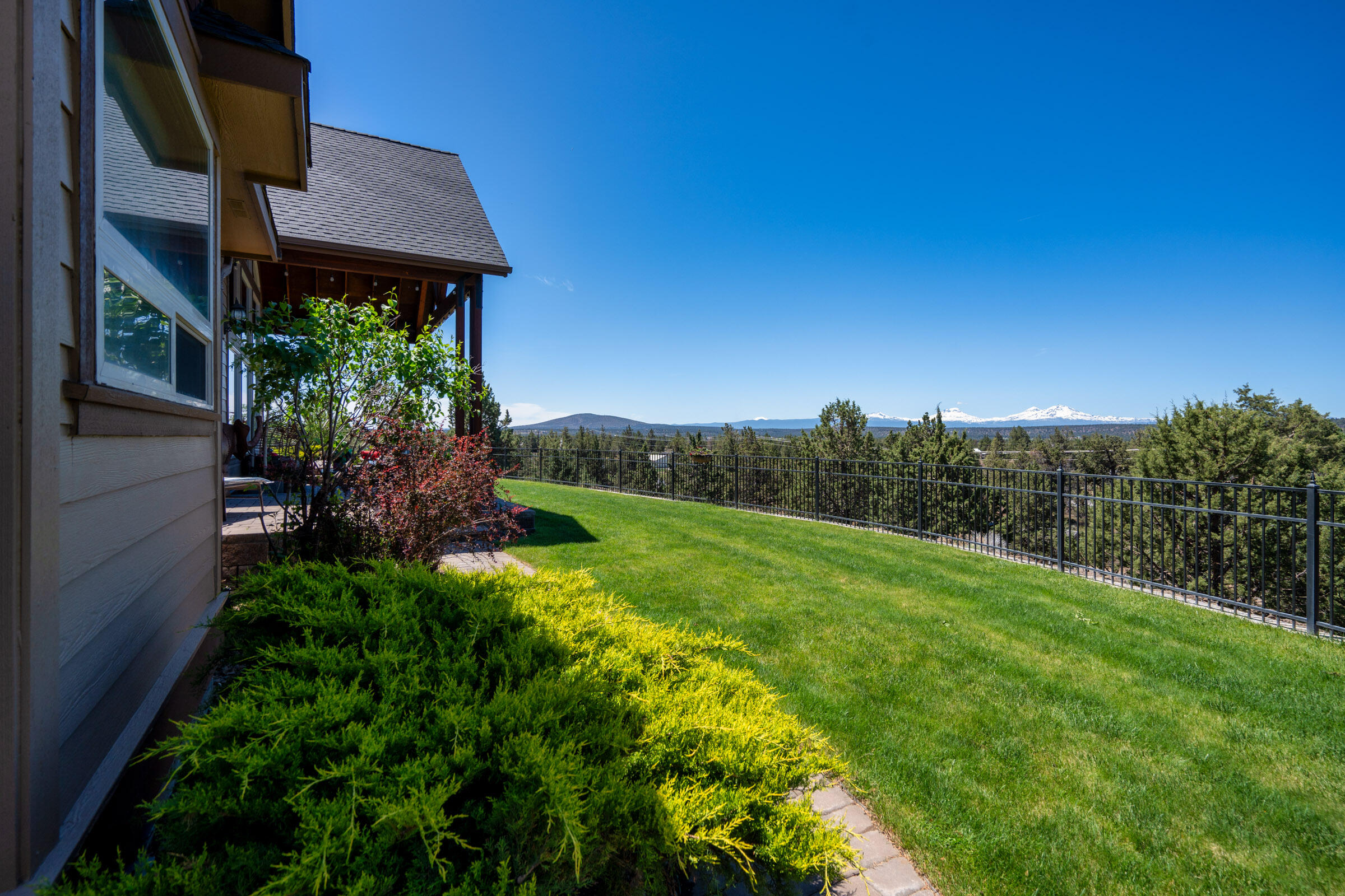 Tetherow Crossing - Residential