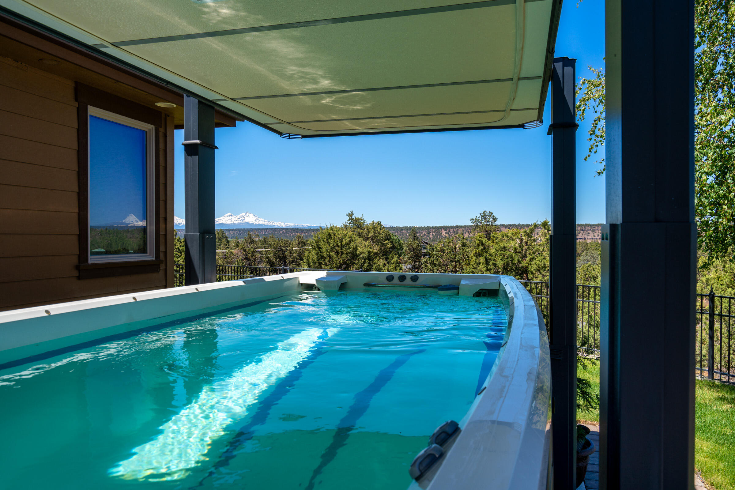 Tetherow Crossing - Residential