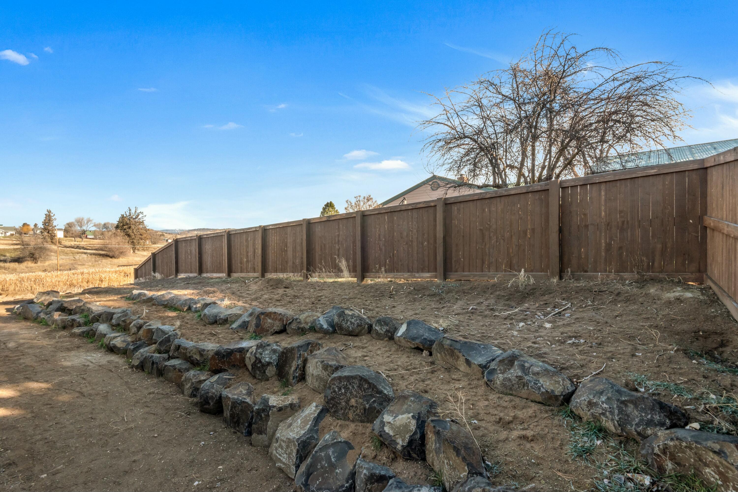 Saddle Ridge - Residential