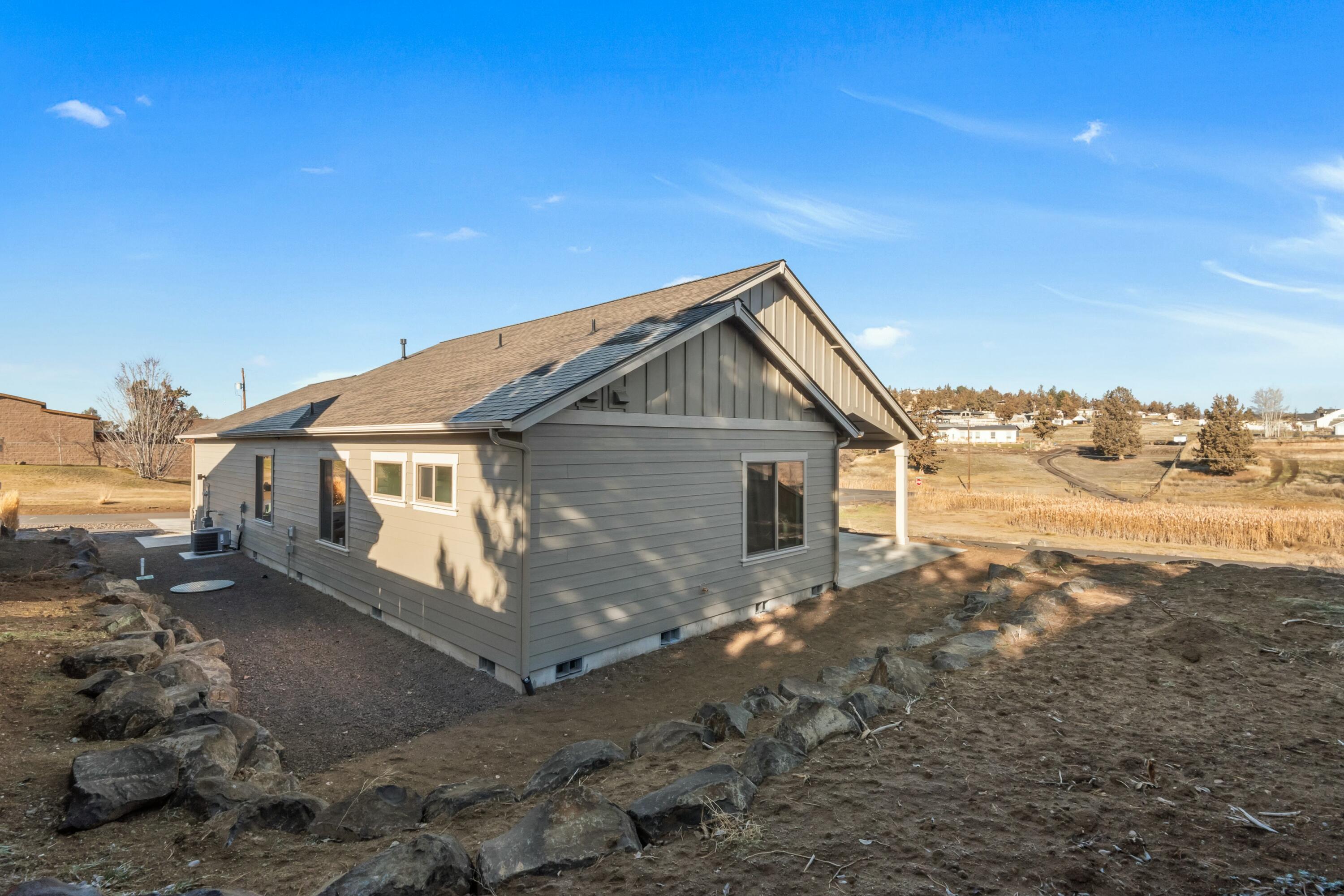 Saddle Ridge - Residential