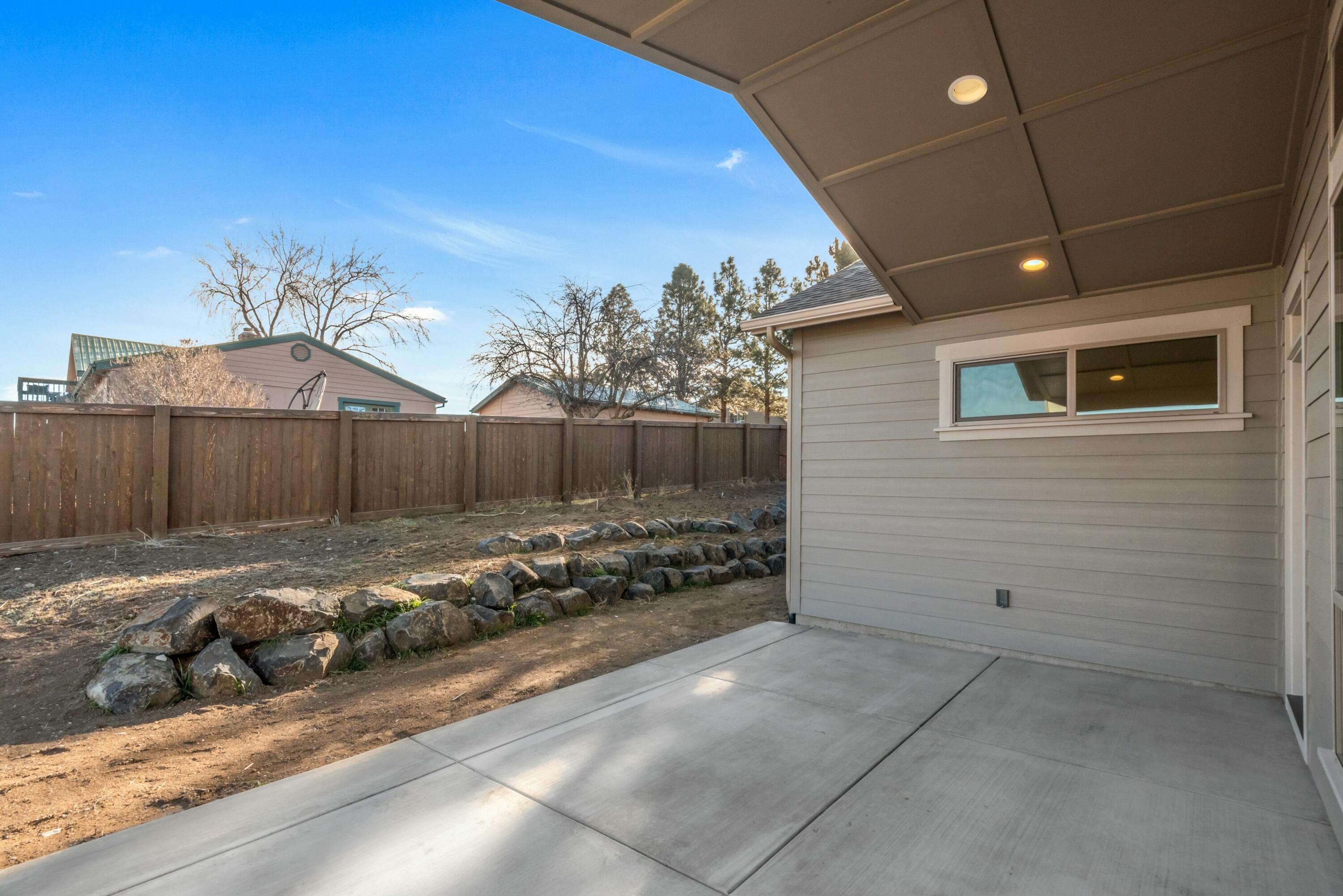 Saddle Ridge - Residential