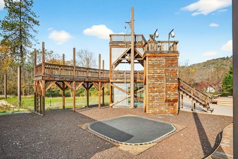 Tiny photo for 5650 Kane Creek Road, Central Point, OR 97502 (MLS # 220213092)