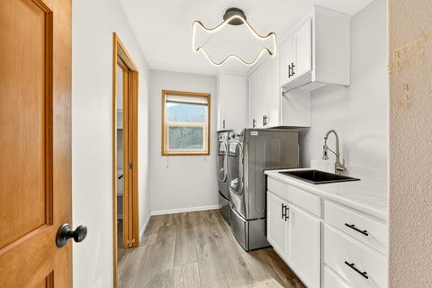 Tiny photo for 5650 Kane Creek Road, Central Point, OR 97502 (MLS # 220213092)