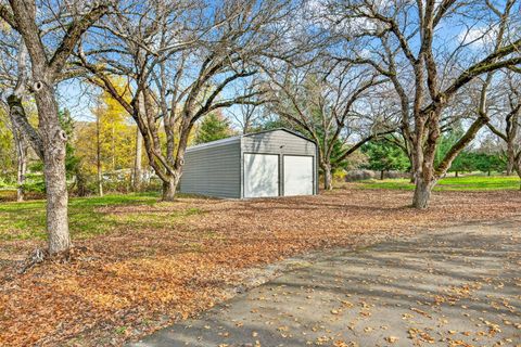 Tiny photo for 5650 Kane Creek Road, Central Point, OR 97502 (MLS # 220213092)