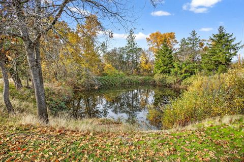 Tiny photo for 5650 Kane Creek Road, Central Point, OR 97502 (MLS # 220213092)