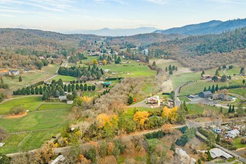 Tiny photo for 5650 Kane Creek Road, Central Point, OR 97502 (MLS # 220213092)