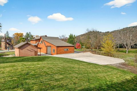 Tiny photo for 5650 Kane Creek Road, Central Point, OR 97502 (MLS # 220213092)