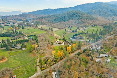 Tiny photo for 5650 Kane Creek Road, Central Point, OR 97502 (MLS # 220213092)