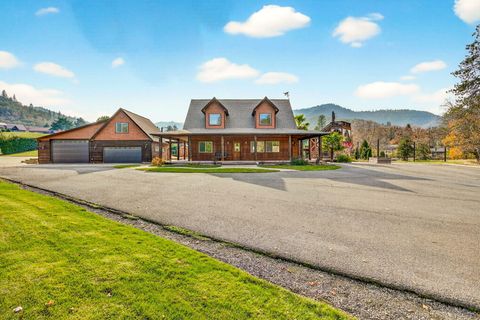 Tiny photo for 5650 Kane Creek Road, Central Point, OR 97502 (MLS # 220213092)