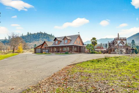 Tiny photo for 5650 Kane Creek Road, Central Point, OR 97502 (MLS # 220213092)