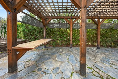 Tiny photo for 5650 Kane Creek Road, Central Point, OR 97502 (MLS # 220213092)