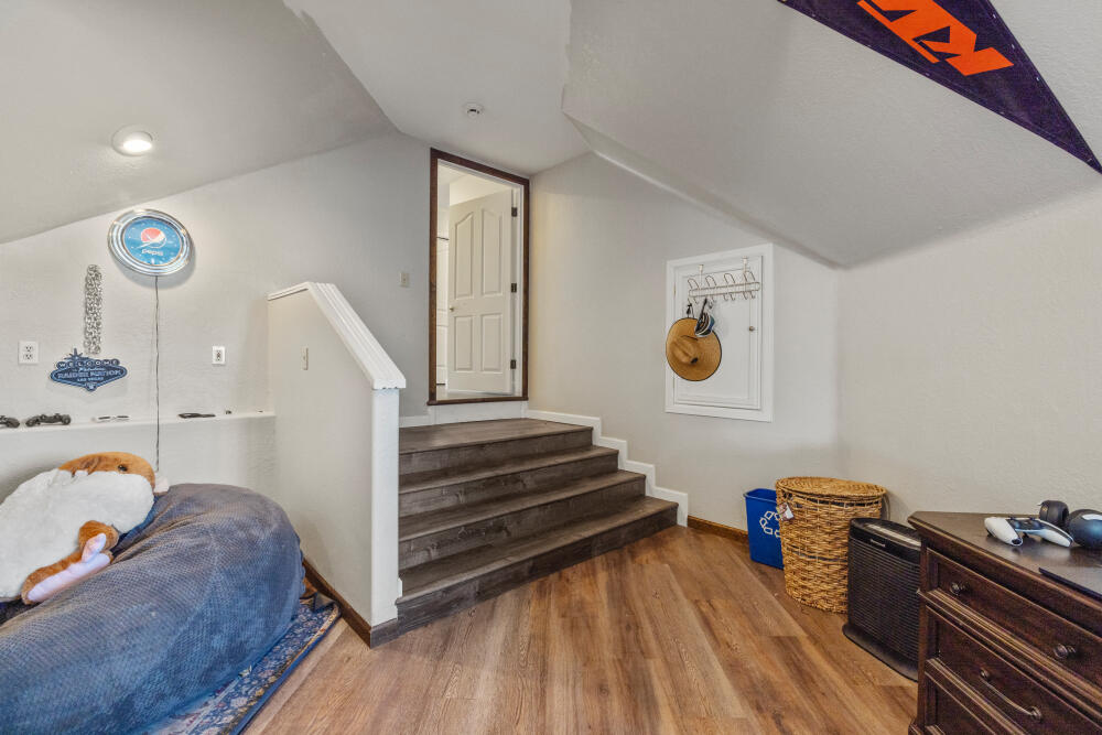 Junction Acres - Residential