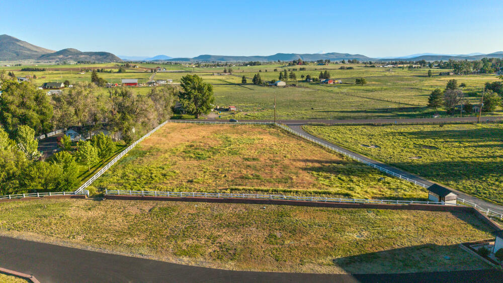 Junction Acres - Residential