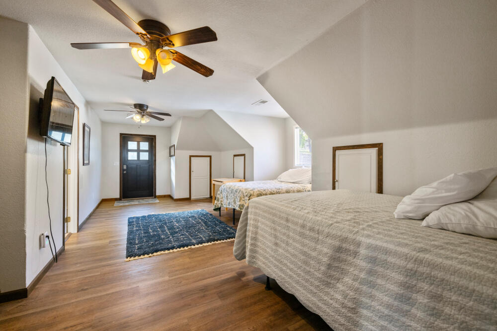 Junction Acres - Residential