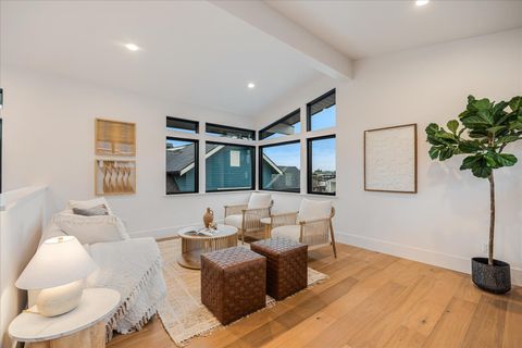 Tiny photo for 3310 NW Leavitt Lane #Lot 259, Bend, OR 97703 (MLS # 220213039)