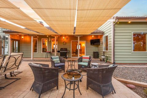 Tiny photo for 22437 Victoria Lane, Bend, OR 97702 (MLS # 220220181)