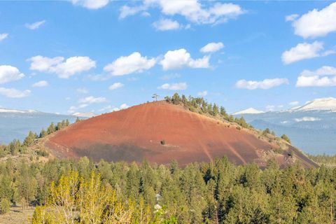 Tiny photo for 22437 Victoria Lane, Bend, OR 97702 (MLS # 220220181)