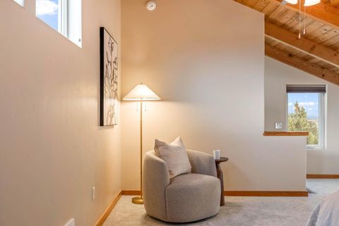 Tiny photo for 22437 Victoria Lane, Bend, OR 97702 (MLS # 220220181)