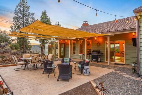 Tiny photo for 22437 Victoria Lane, Bend, OR 97702 (MLS # 220220181)