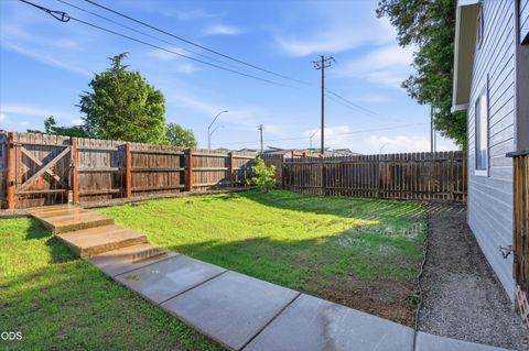 Tiny photo for 1908 Cunningham Avenue, Medford, OR 97501 (MLS # 220223272)
