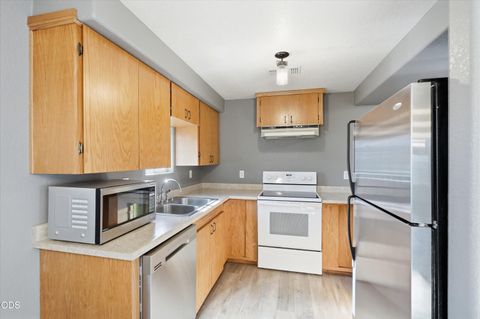 Tiny photo for 1908 Cunningham Avenue, Medford, OR 97501 (MLS # 220223272)