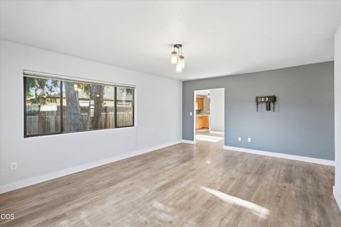 Tiny photo for 1908 Cunningham Avenue, Medford, OR 97501 (MLS # 220223272)