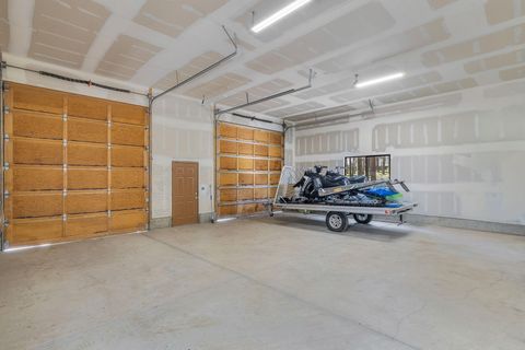 Tiny photo for 69340 Deer Ridge Road, Sisters, OR 97759 (MLS # 220219664)