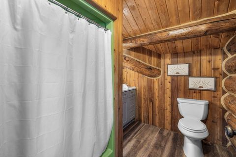 Tiny photo for 69340 Deer Ridge Road, Sisters, OR 97759 (MLS # 220219664)