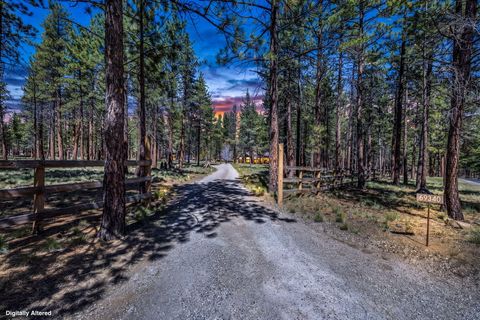 Tiny photo for 69340 Deer Ridge Road, Sisters, OR 97759 (MLS # 220219664)