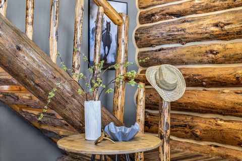 Tiny photo for 69340 Deer Ridge Road, Sisters, OR 97759 (MLS # 220219664)