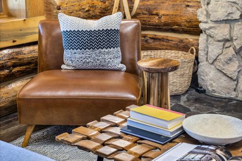 Tiny photo for 69340 Deer Ridge Road, Sisters, OR 97759 (MLS # 220219664)