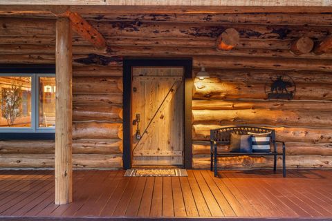 Tiny photo for 69340 Deer Ridge Road, Sisters, OR 97759 (MLS # 220219664)